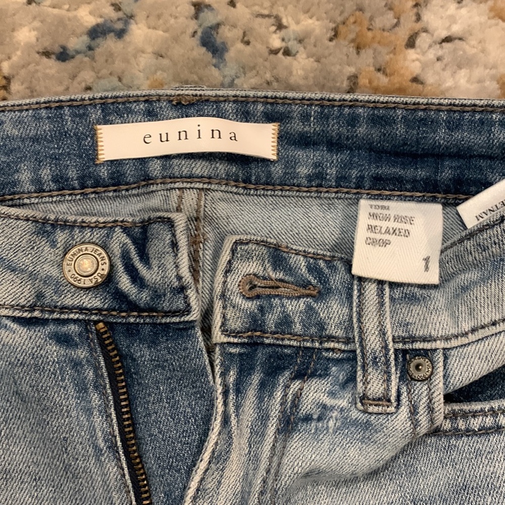 Mom Jeans - Picture 2 of 3